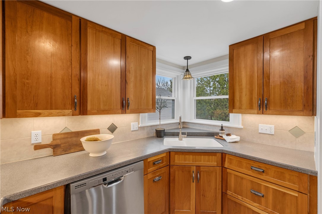 332 Arundel Road Rocky River OH 44116
