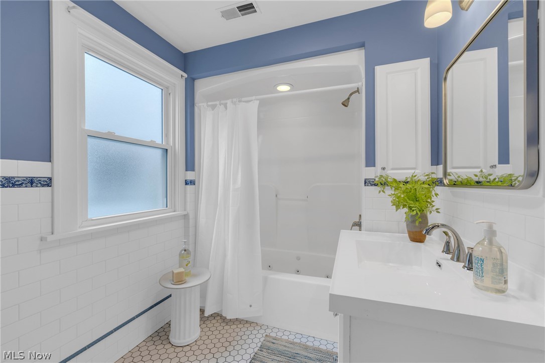 332 Arundel Road Rocky River OH 44116