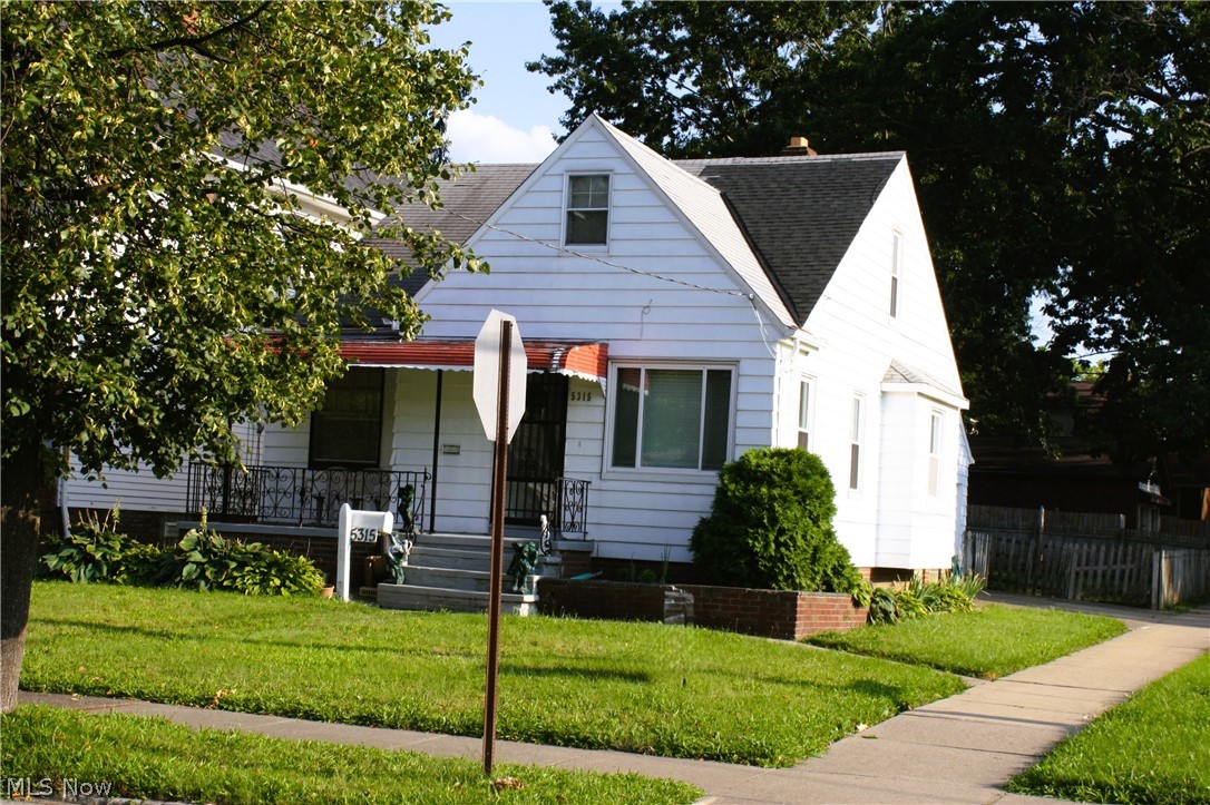 5315 Vandalia Avenue Cleveland OH 44144