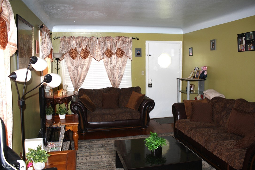 5315 Vandalia Avenue Cleveland OH 44144