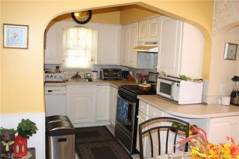 5315 Vandalia Avenue Cleveland OH 44144