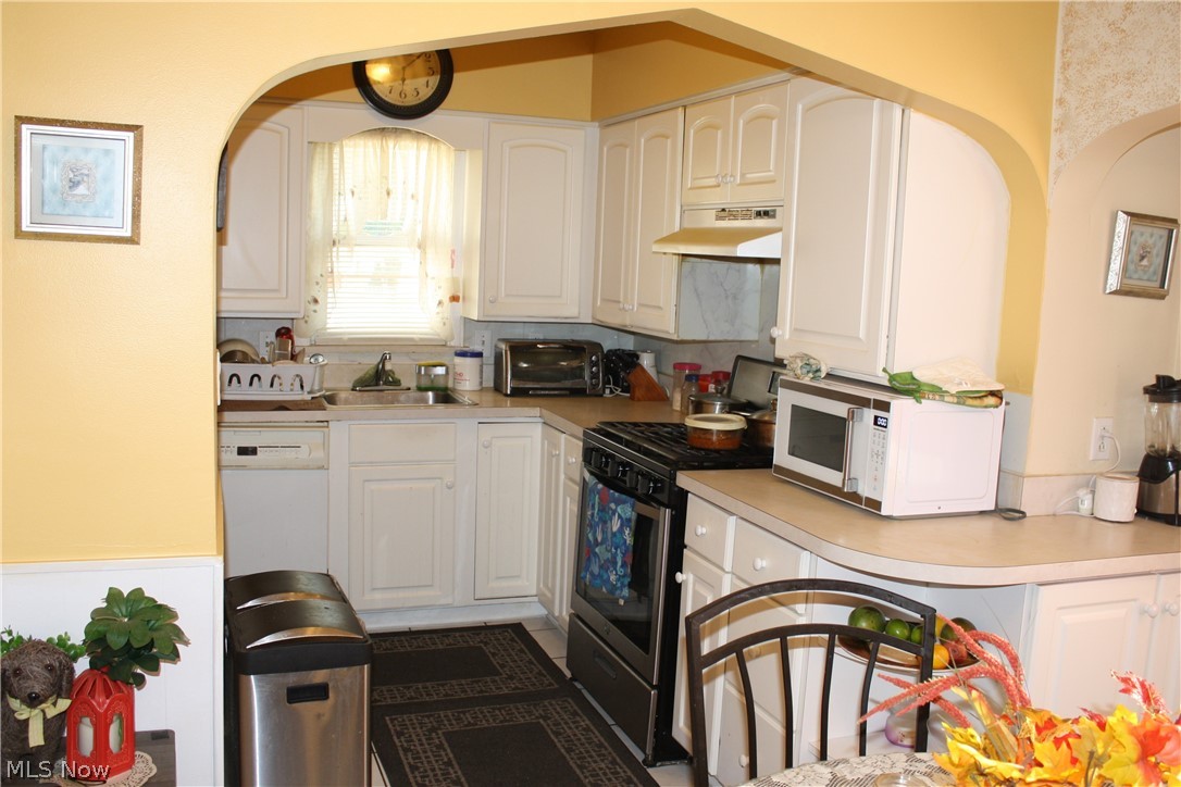 5315 Vandalia Avenue Cleveland OH 44144