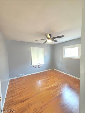 4153 E 186th Street Cleveland OH 44122