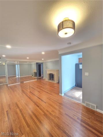 4153 E 186th Street Cleveland OH 44122