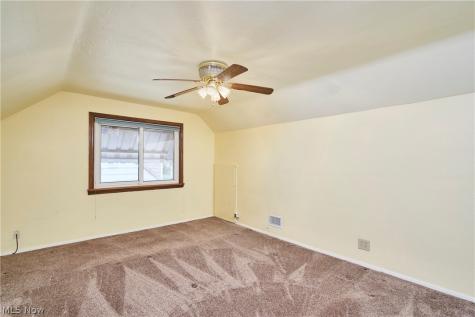 6876 Greenleaf Avenue Parma Heights OH 44130