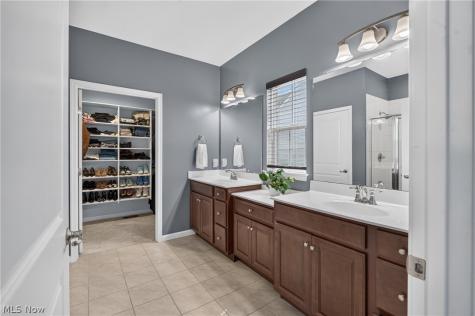 8492 Raya Lane Streetsboro OH 44241