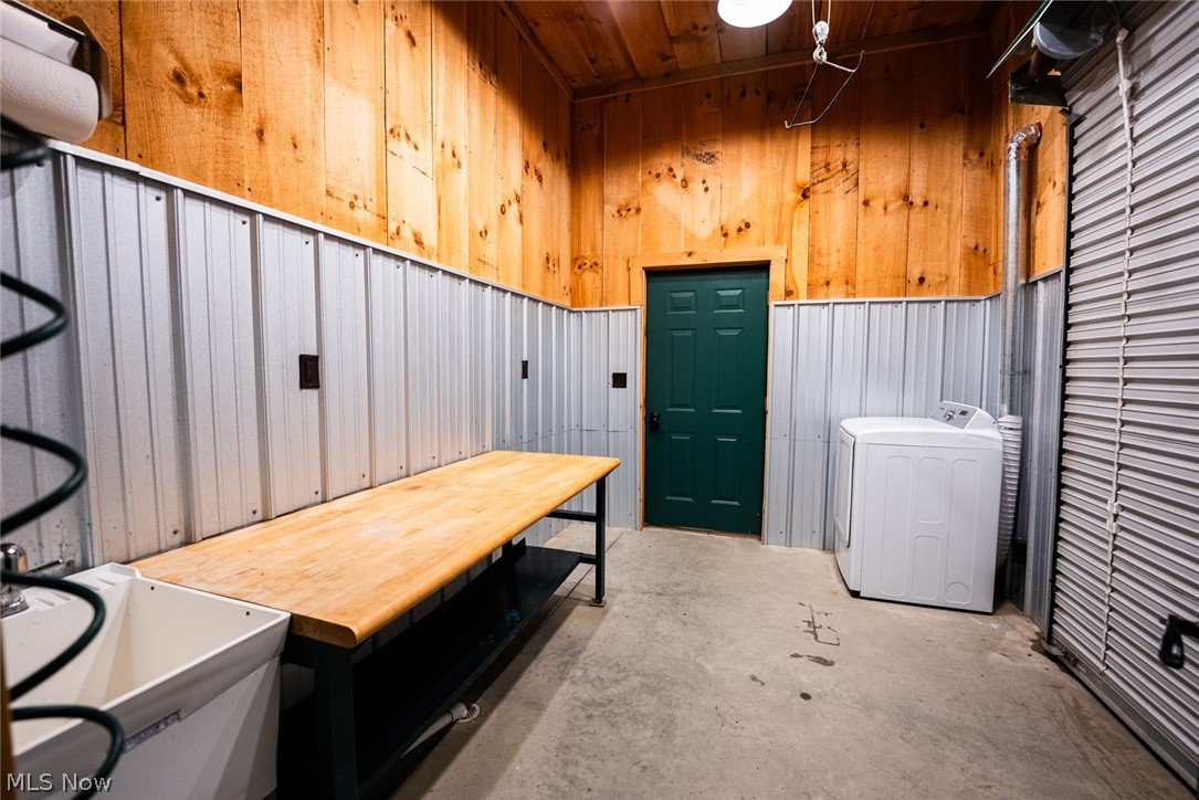 19701 Township Road 160 West Lafayette OH 43845