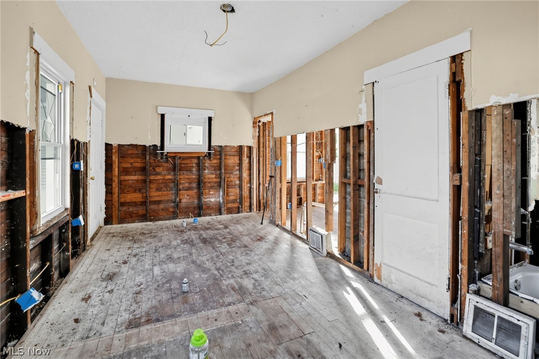 13119 Bennington Avenue Cleveland OH 44135