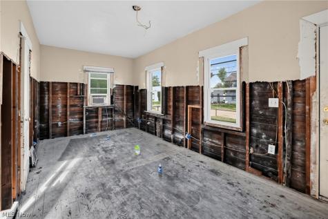13119 Bennington Avenue Cleveland OH 44135