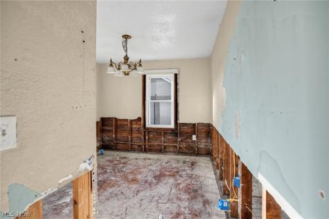 13119 Bennington Avenue Cleveland OH 44135