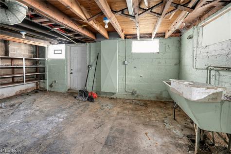 13119 Bennington Avenue Cleveland OH 44135