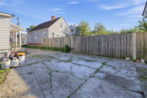 13119 Bennington Avenue Cleveland OH 44135