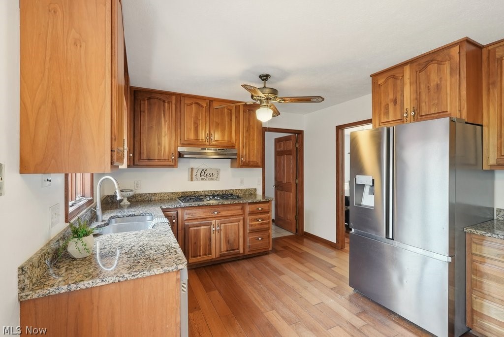 951 S Azalea Boulevard Barberton OH 44203