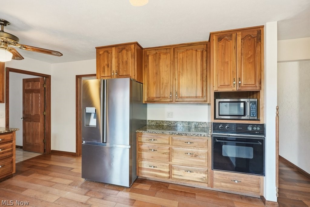 951 S Azalea Boulevard Barberton OH 44203