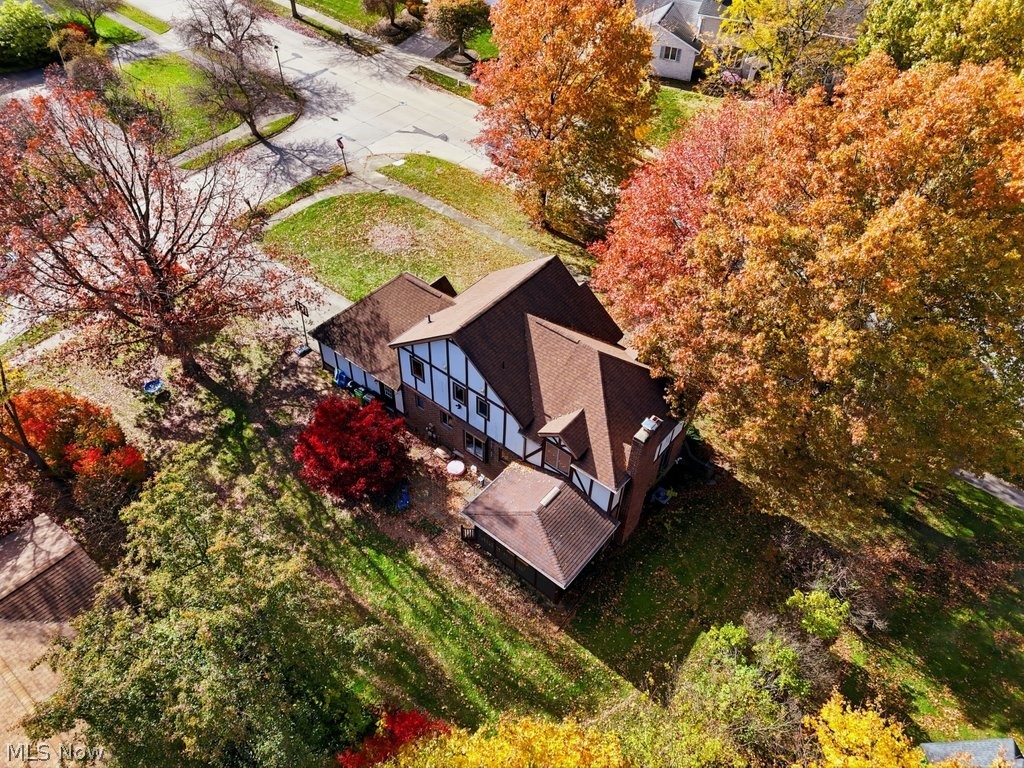 951 S Azalea Boulevard Barberton OH 44203
