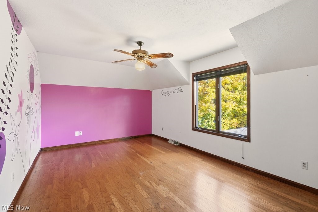951 S Azalea Boulevard Barberton OH 44203