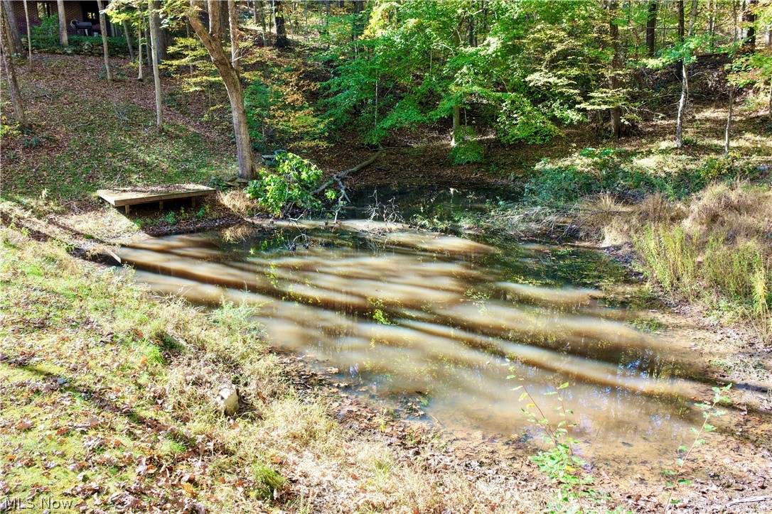 21129 Township Road 303 Coshocton OH 43812
