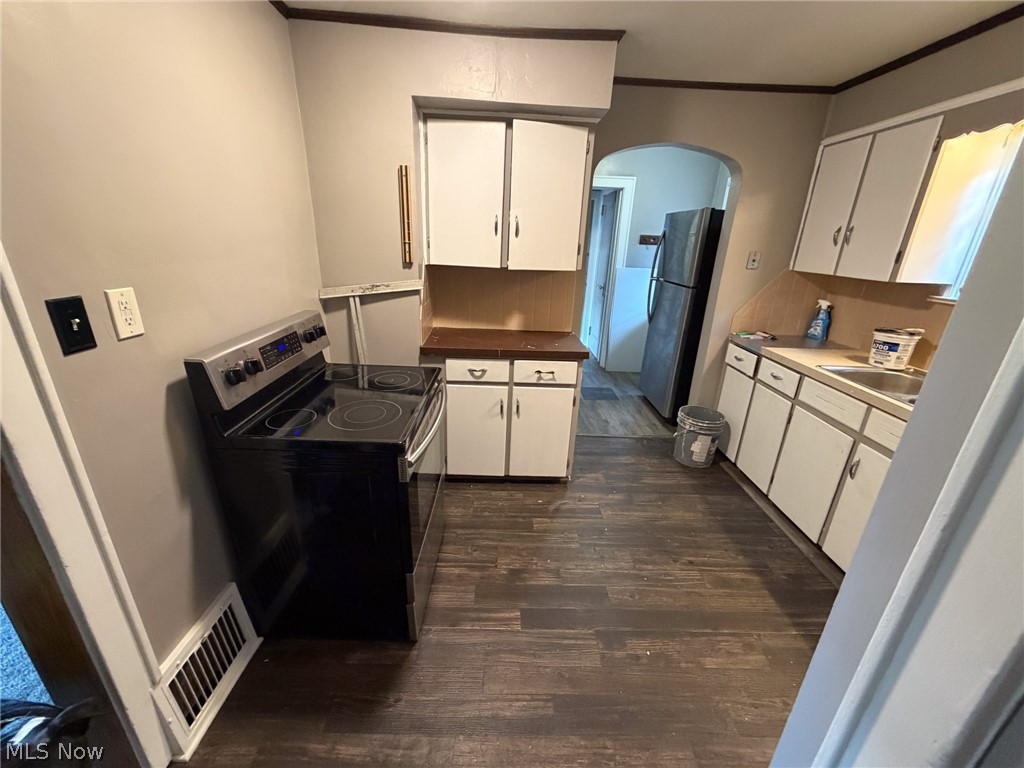 1282 Brown Street Akron OH 44301