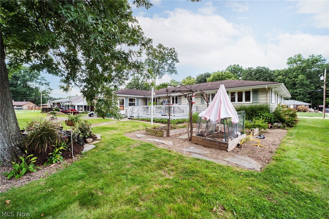 31 Lake Shore Drive Youngstown OH 44511