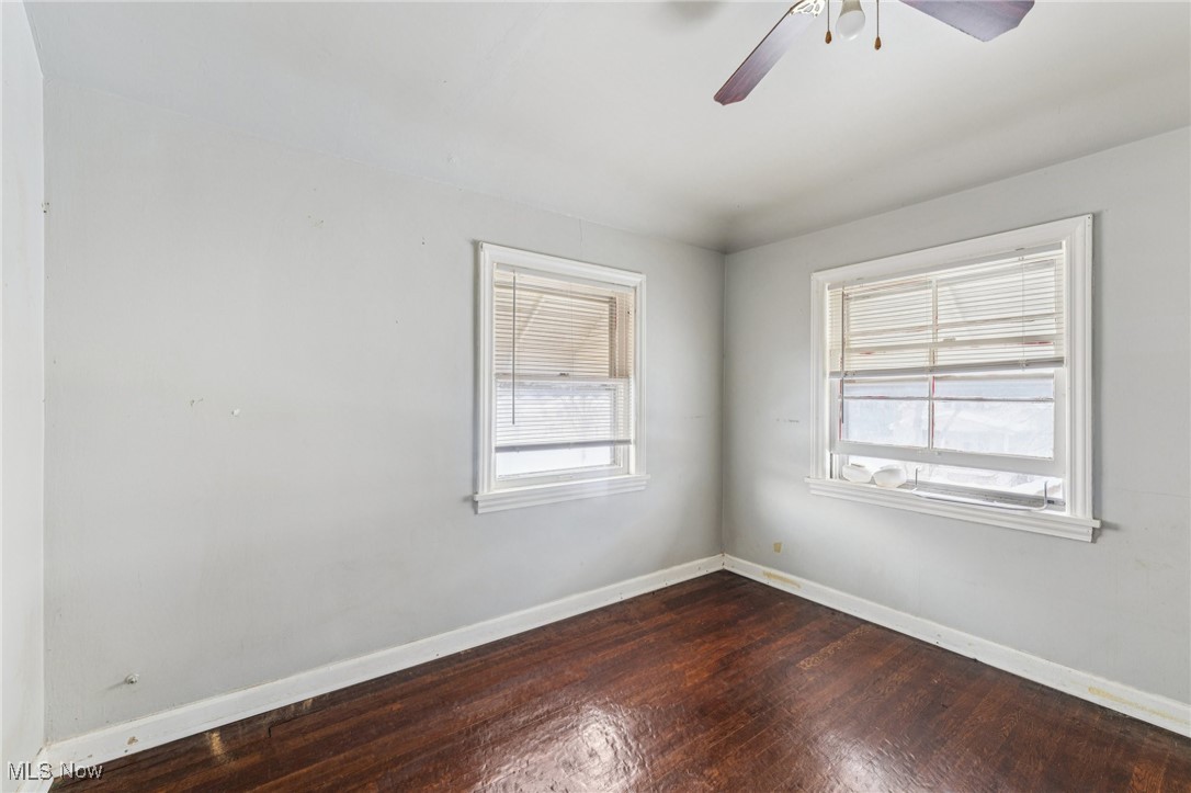 5481 Dalewood Avenue Maple Heights OH 44137