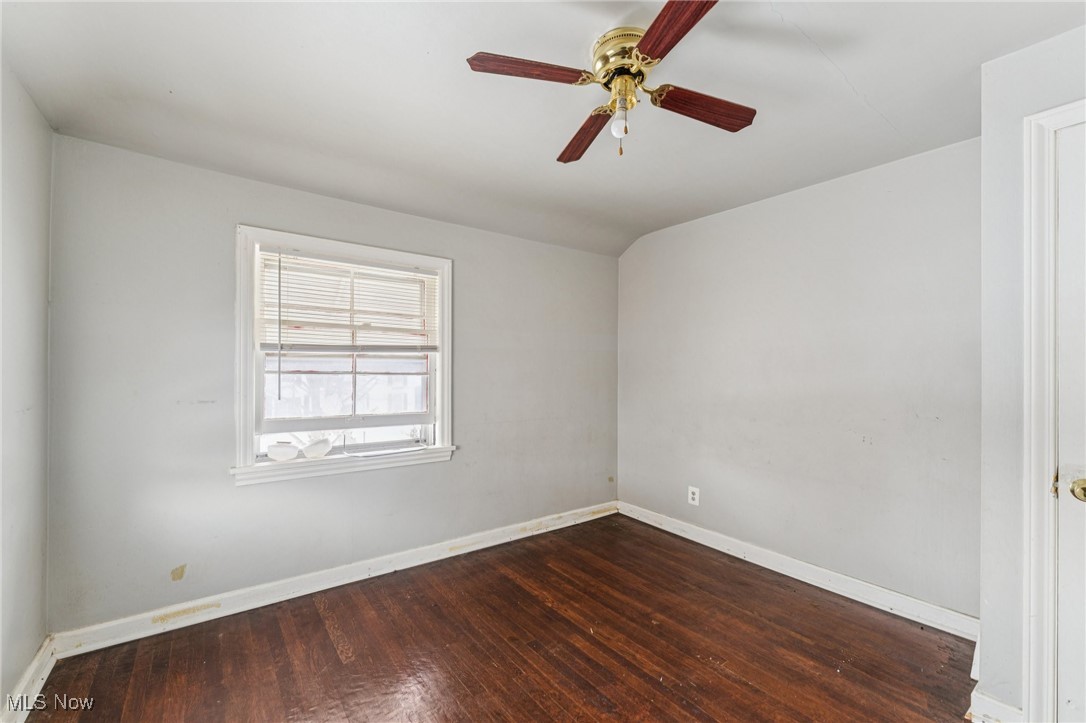 5481 Dalewood Avenue Maple Heights OH 44137