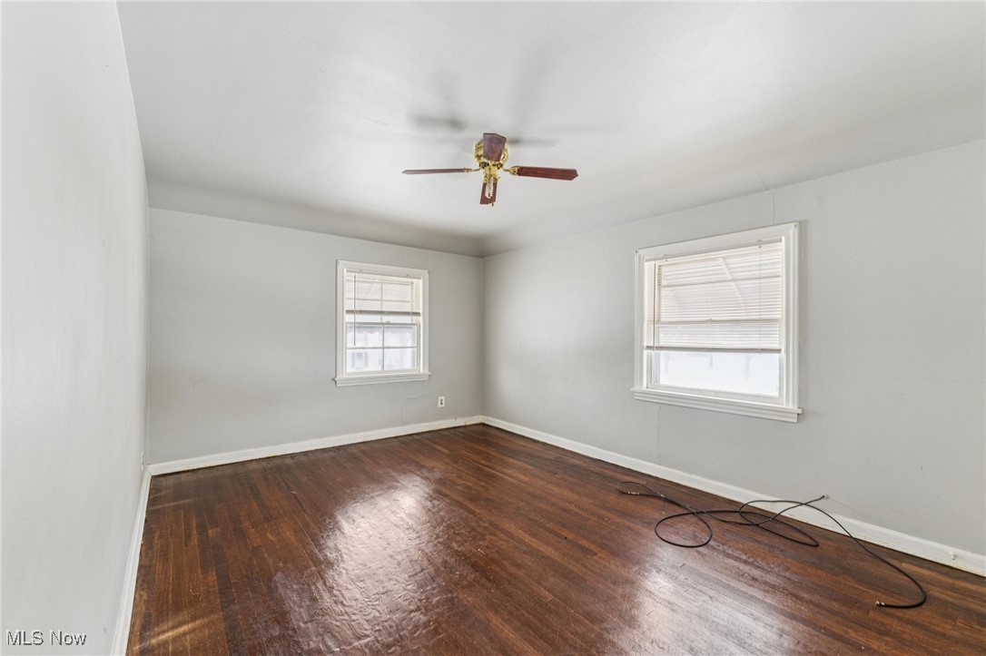 5481 Dalewood Avenue Maple Heights OH 44137