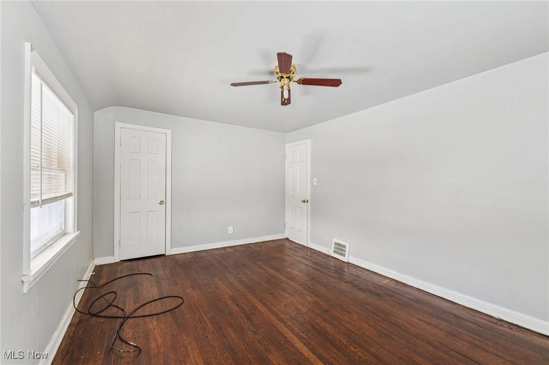 5481 Dalewood Avenue Maple Heights OH 44137
