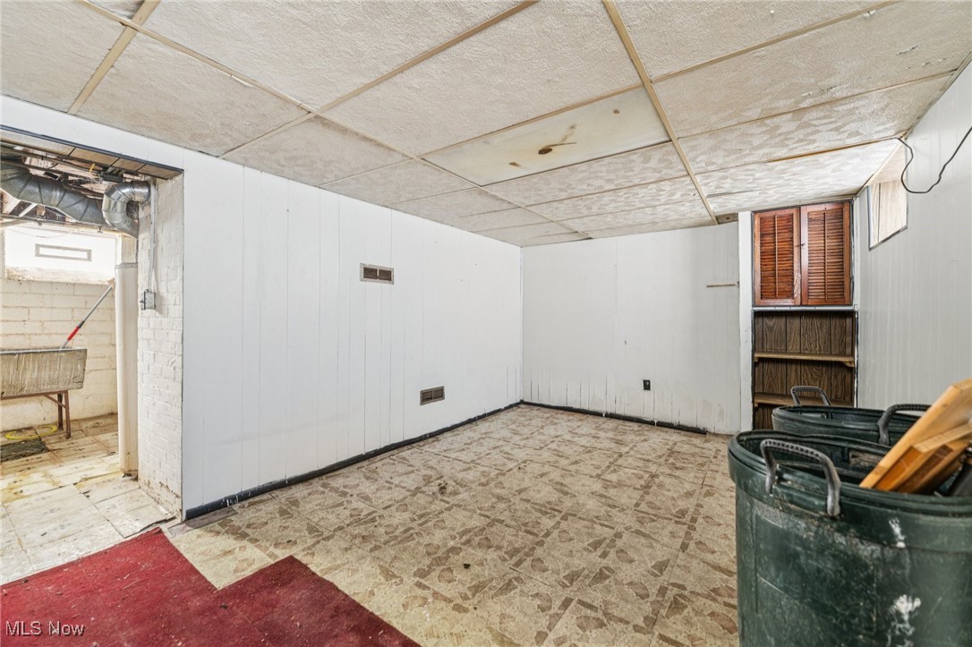 5481 Dalewood Avenue Maple Heights OH 44137