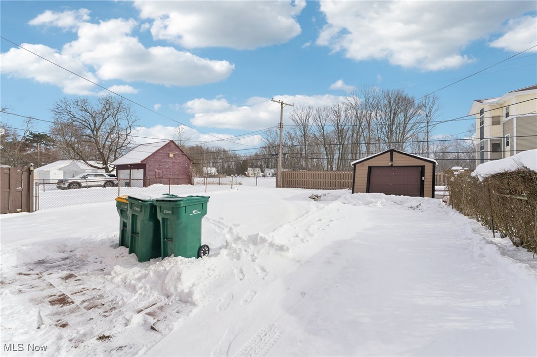 5481 Dalewood Avenue Maple Heights OH 44137