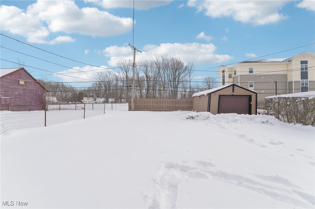 5481 Dalewood Avenue Maple Heights OH 44137