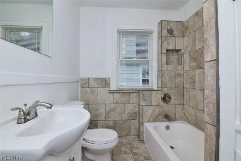 3369 E 139th Street Cleveland OH 44120