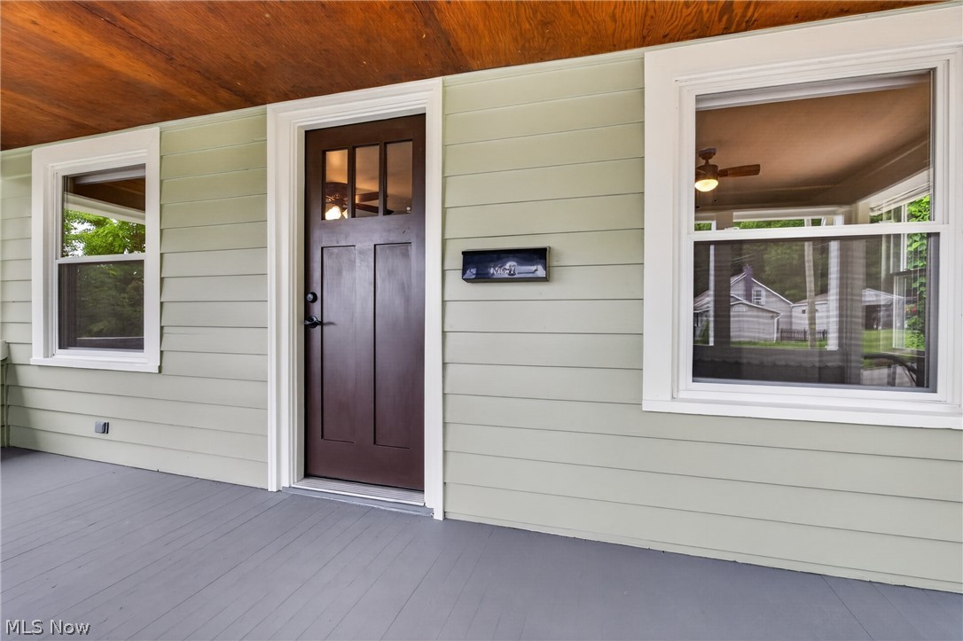 426 Queisner Avenue Lowellville OH 44436