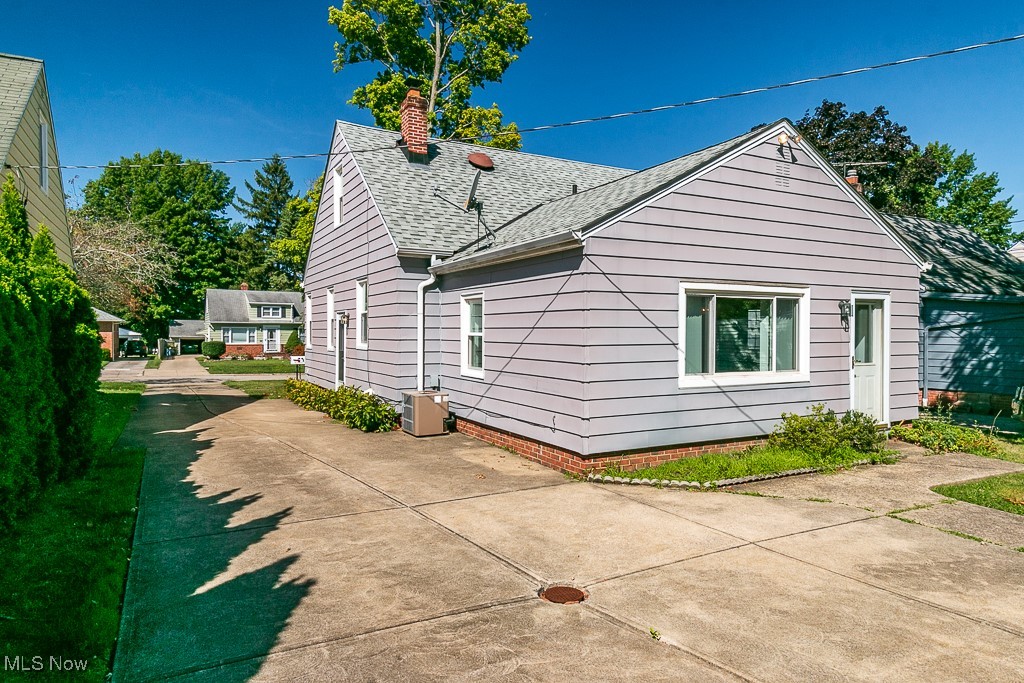 1147 Belrose Road Mayfield Heights OH 44124