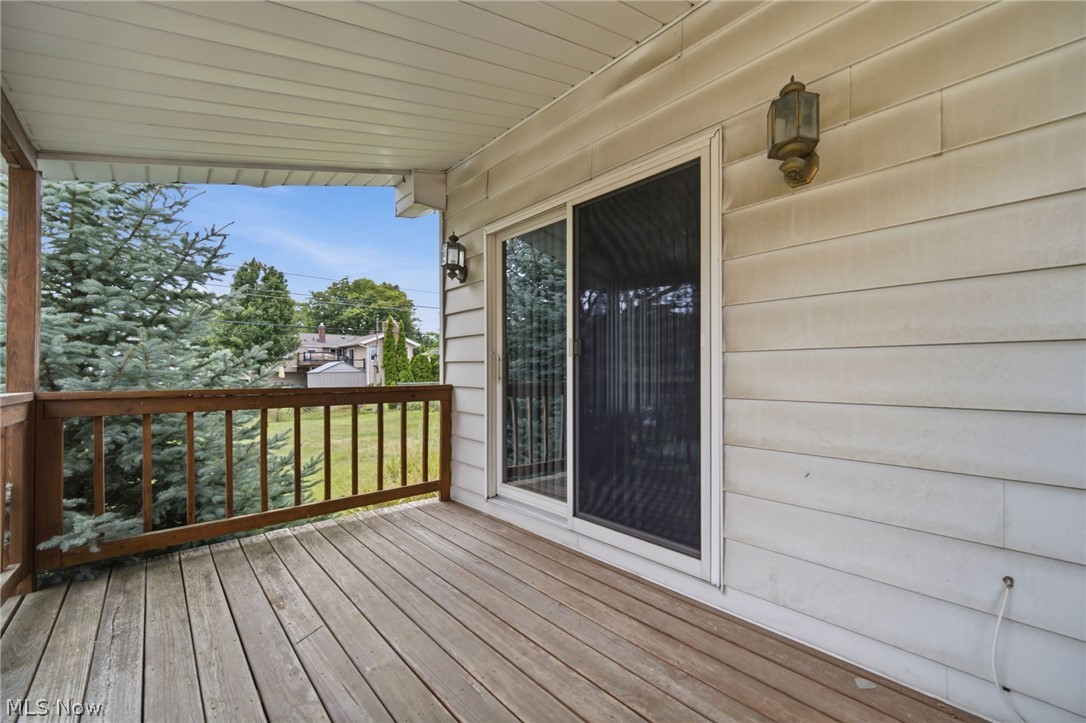 2475 Robinhood Drive Parma OH 44134