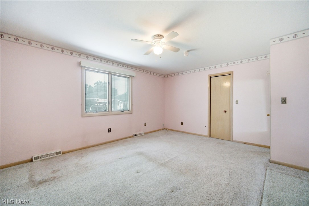 2475 Robinhood Drive Parma OH 44134