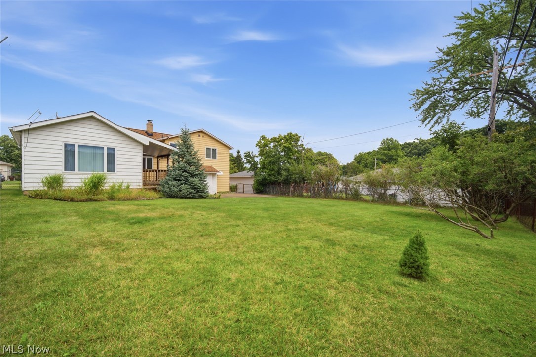 2475 Robinhood Drive Parma OH 44134
