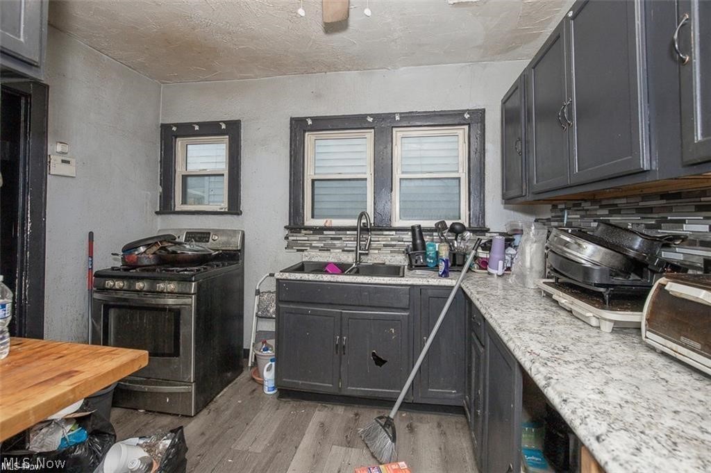 13407 Third Avenue East Cleveland OH 44112