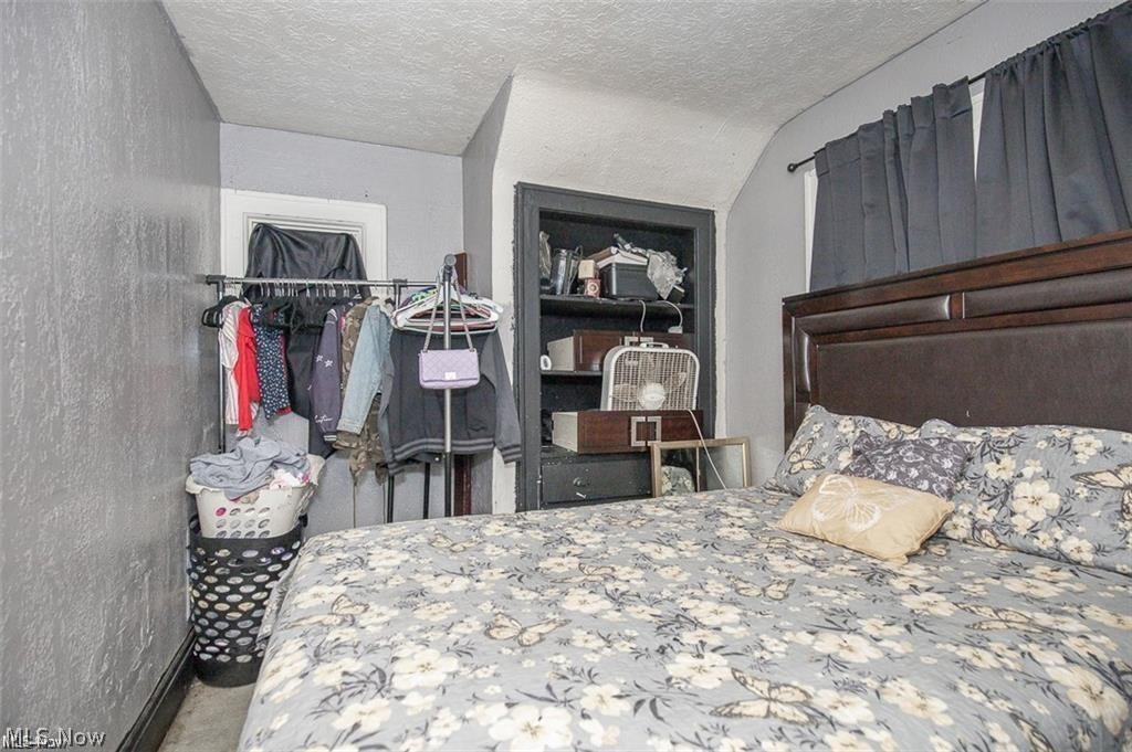 13407 Third Avenue East Cleveland OH 44112