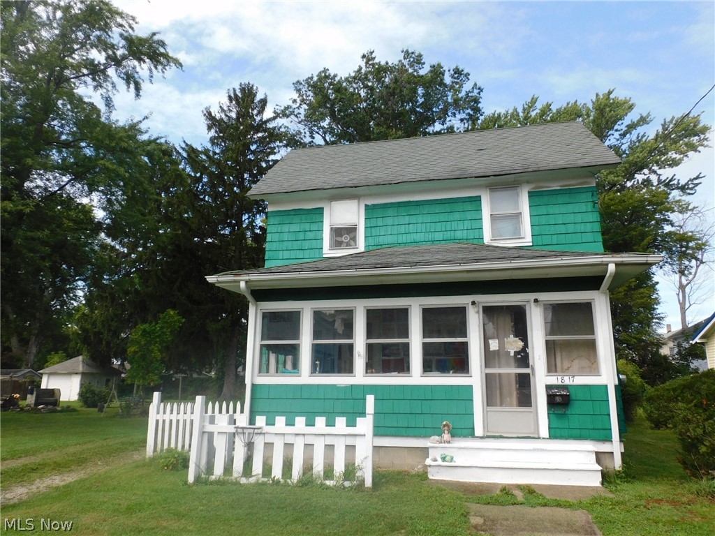 1817 W 4th Street Ashtabula OH 44004