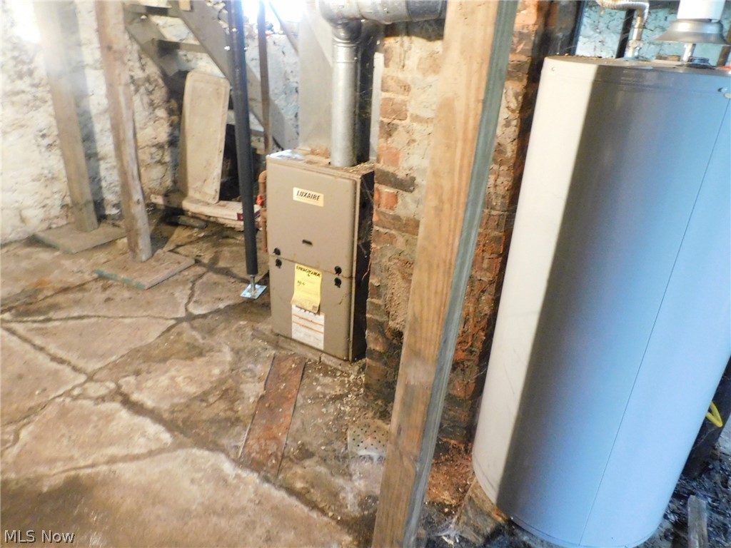 1817 W 4th Street Ashtabula OH 44004