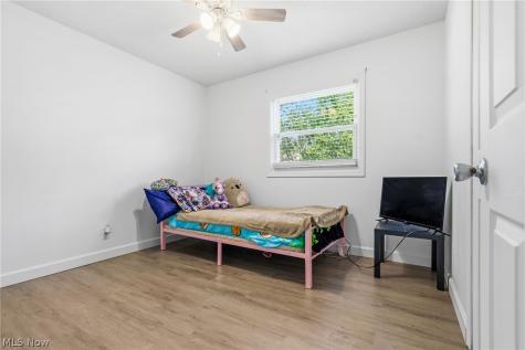 1122 Bel Air Drive NW North Canton OH 44720