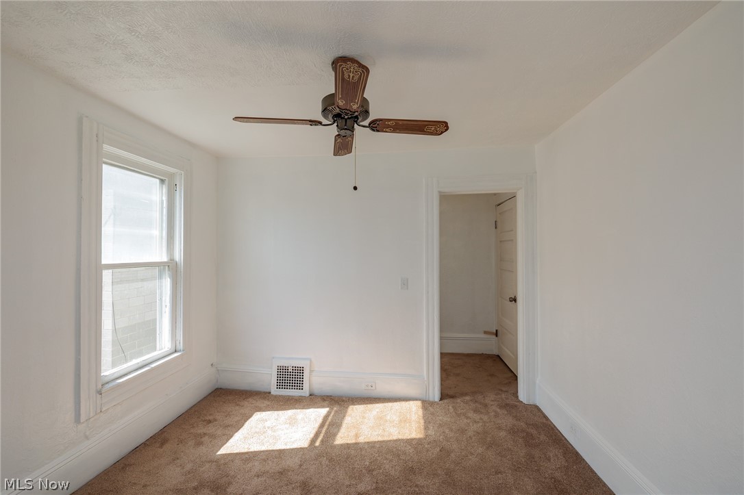 1986 W 93rd Street Cleveland OH 44102