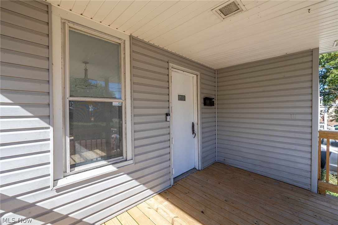 1986 W 93rd Street Cleveland OH 44102