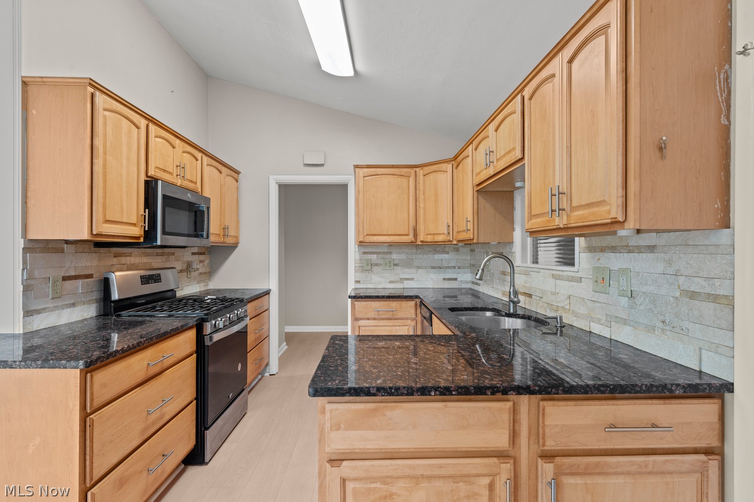 5192 Dogwood Trail Cleveland OH 44124