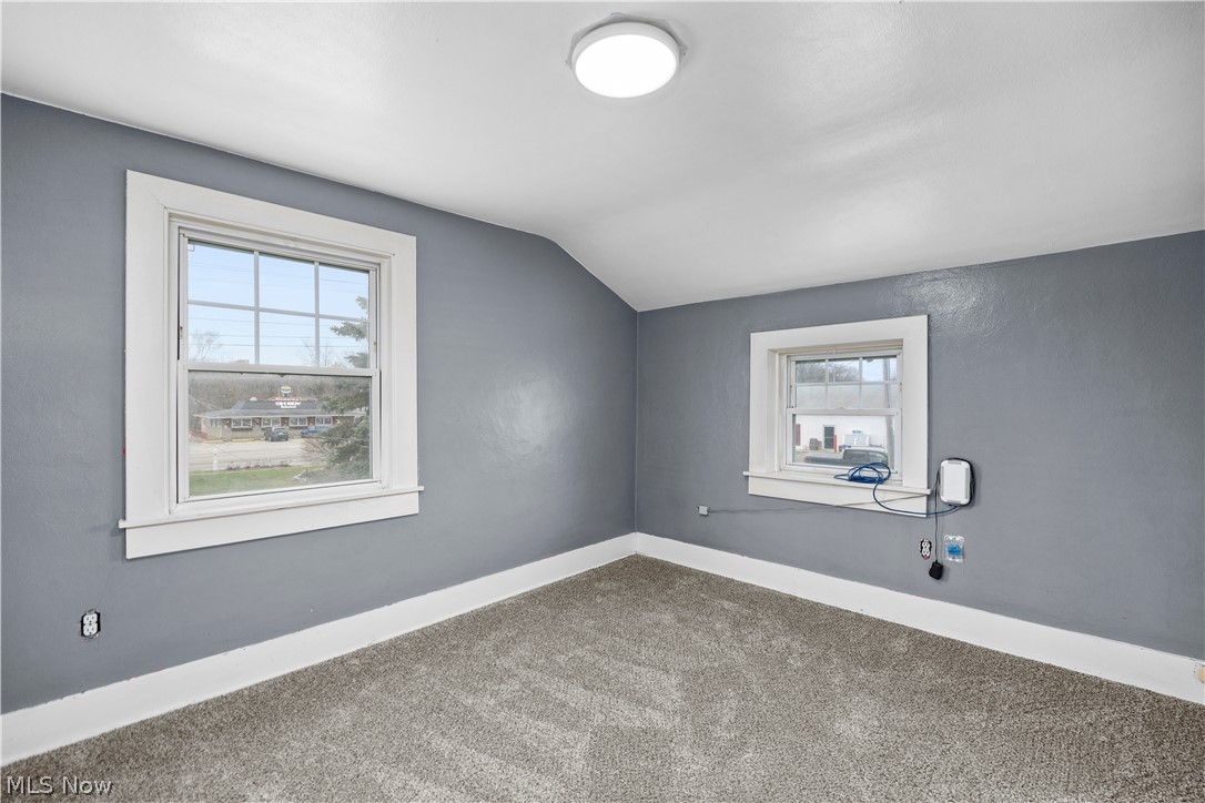 6635 Lake Avenue Elyria OH 44035