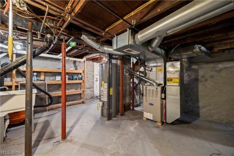 6635 Lake Avenue Elyria OH 44035