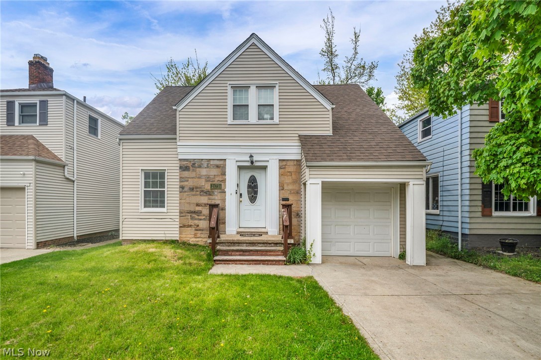 21731 Maydale Avenue Euclid OH 44123