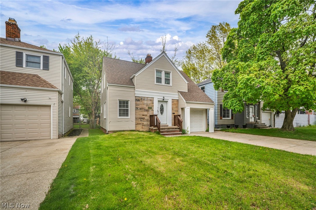 21731 Maydale Avenue Euclid OH 44123