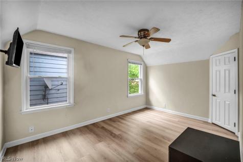 21731 Maydale Avenue Euclid OH 44123