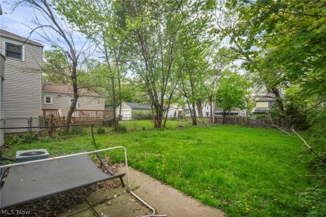 21731 Maydale Avenue Euclid OH 44123